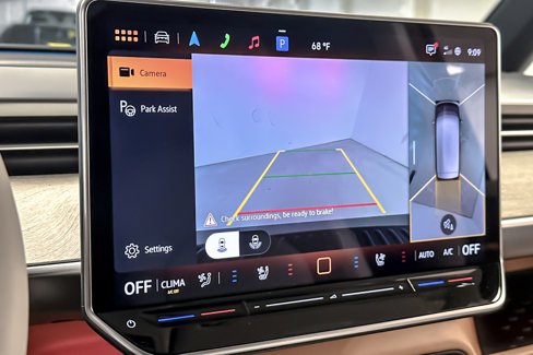 New 2025 Volkswagen ID. Buzz Pro S Plus image 19