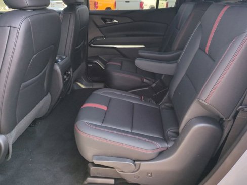 New 2026 Chevrolet Traverse RS w/ LPO, Floor Liner Package image 26