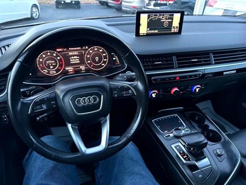 Used 2017 Audi Q7 3.0T Premium Plus image 31