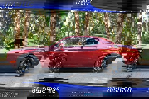 Used 2021 Dodge Challenger R/T image 1