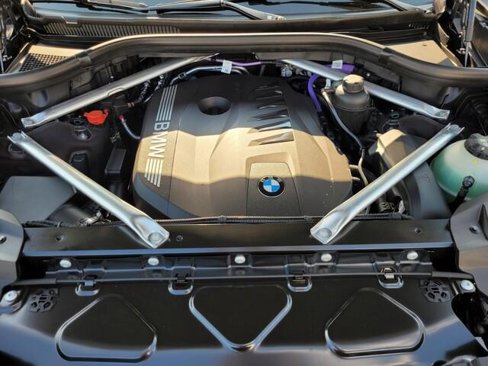 New 2026 BMW X7 xDrive40i w/ Executive Package image 13