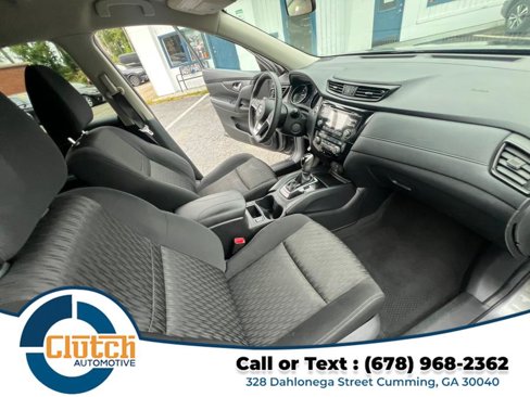 Used 2017 Nissan Rogue SV image 23