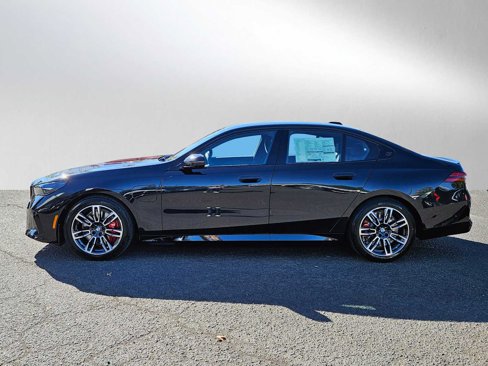 New 2026 BMW 550e xDrive w/ Premium Package image 6