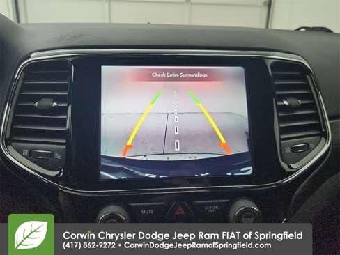 Certified 2020 Jeep Grand Cherokee Altitude image 25