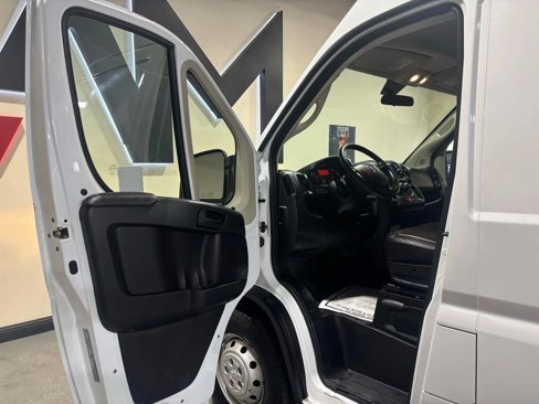 Used 2021 RAM ProMaster 2500 image 13