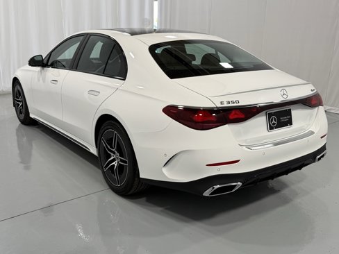 New 2026 Mercedes-Benz E 350 4MATIC Sedan image 8