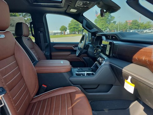 New 2026 GMC Sierra 3500 Denali Ultimate image 7