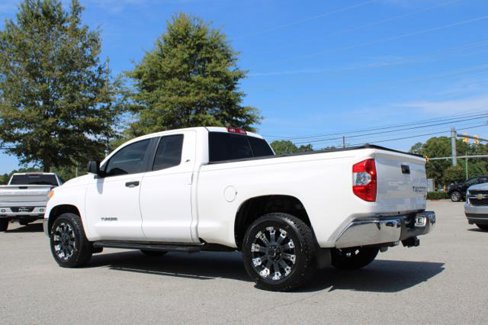 Used 2017 Toyota Tundra SR image 7