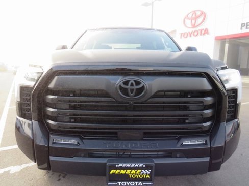 New 2025 Toyota Tundra Limited image 2