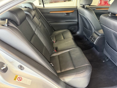 Used 2014 Lexus ES 300h image 47