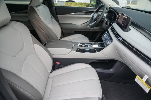 New 2026 INFINITI QX60 Luxe w/ Cargo Package image 15