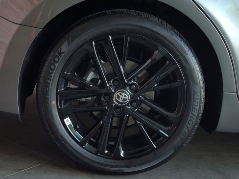 New 2026 Toyota Camry SE image 4