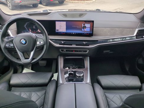 Certified 2024 BMW X5 sDrive40i w/ Premium Package image 14