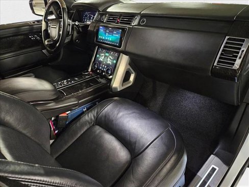 Used 2019 Land Rover Range Rover Long Wheelbase Autobiography image 20