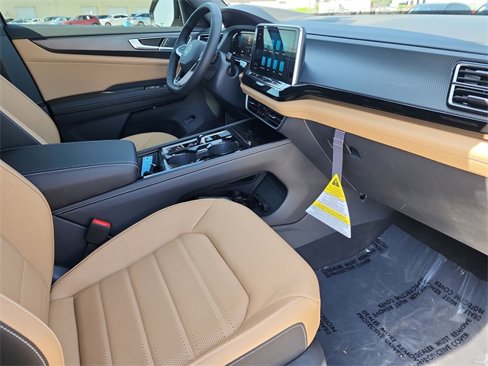 New 2025 Volkswagen Atlas Cross Sport SEL R-Line image 18