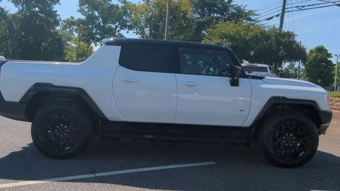 New 2026 GMC Hummer EV 4x4 Crew Cab image 9