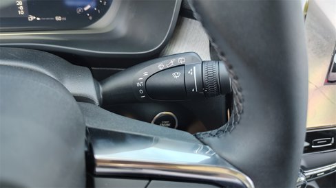 New 2026 Volvo XC40 B5 Plus w/ Climate Package image 18