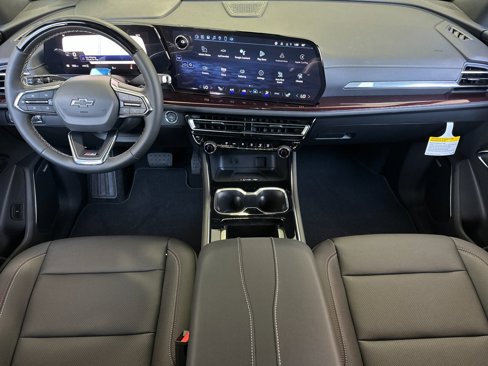 New 2025 Chevrolet Traverse Z71 image 15