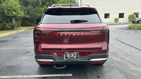 New 2026 INFINITI QX60 Luxe w/ Family Package image 4
