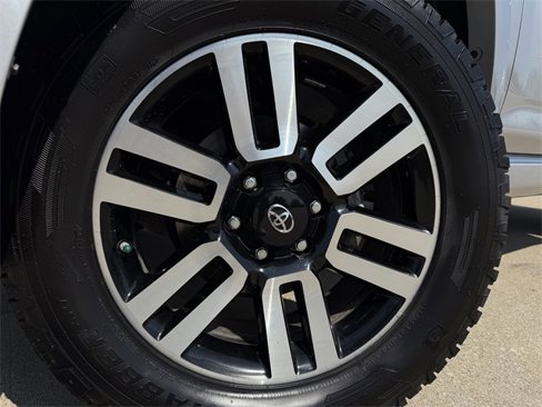 Used 2021 Toyota 4Runner Limited image 6