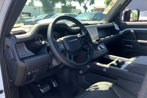 New 2025 Land Rover Defender 110 V8 image 8