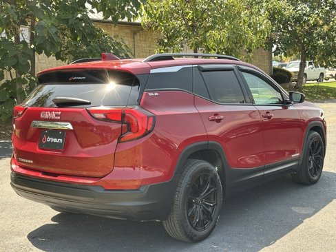 Used 2020 GMC Terrain SLE w/ Driver Convenience Package image 8