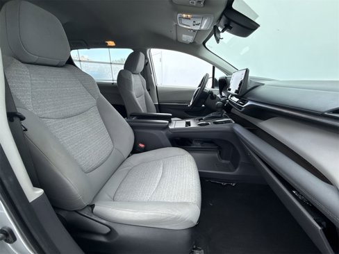 Used 2022 Toyota Sienna LE image 15