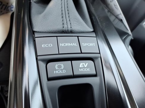 New 2025 Toyota Camry SE image 27