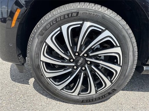 New 2025 Lincoln Navigator L Black Label image 7