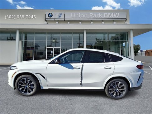 Used 2025 BMW X6 M60i w/ Parking Assistance Package image 7