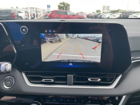 New 2026 Chevrolet Equinox LT w/ Convenience Package II image 27