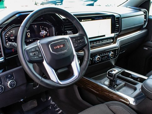 Used 2025 GMC Sierra 1500 Elevation w/ Preferred Package image 15
