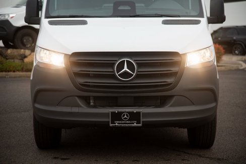 Used 2025 Mercedes-Benz Sprinter 2500 image 13