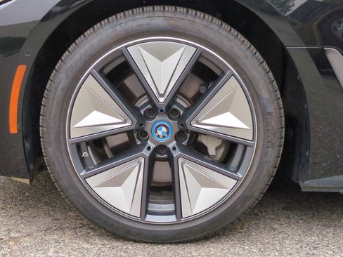 New 2024 BMW i4 eDrive35 w/ Premium Package image 14