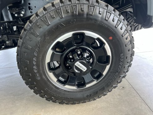 New 2025 Ford F250 Lariat w/ Lariat Ultimate Package image 30