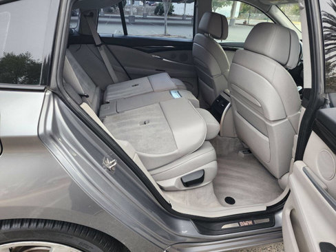 Used 2011 BMW 550i Gran Turismo image 30