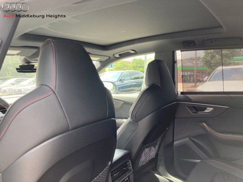 New 2025 Audi RS Q8 performance image 30