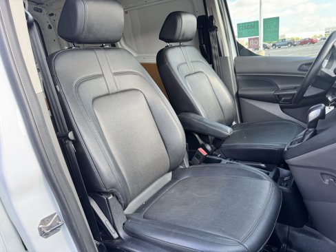 Used 2020 Ford Transit Connect XL image 11