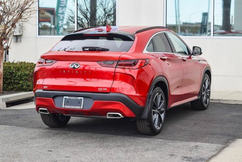 Used 2024 INFINITI QX55 Essential image 7