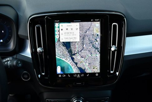 Used 2025 Volvo XC40 B5 Core image 49