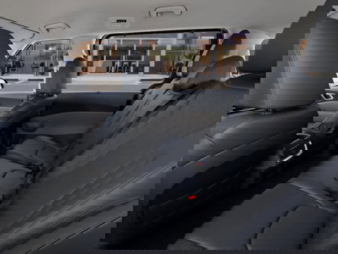New 2026 Kia Carnival EX image 18