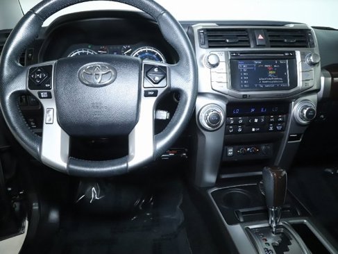Used 2016 Toyota 4Runner Limited image 29