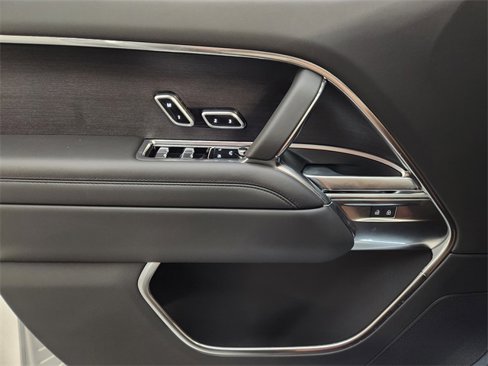 New 2025 Land Rover Range Rover SE image 22