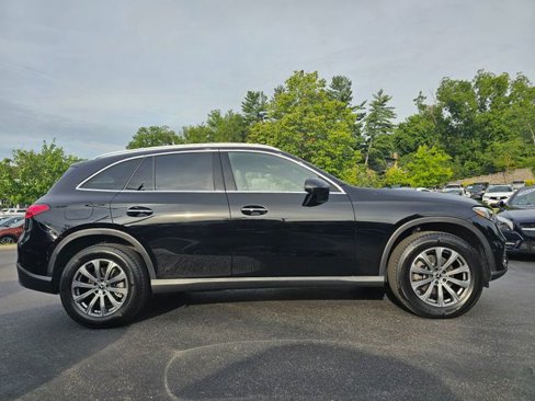 Certified 2025 Mercedes-Benz GLC 300 4MATIC image 8