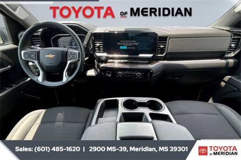 Used 2024 Chevrolet Silverado 1500 LT image 13