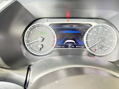 Used 2025 Nissan Sentra SV image 40