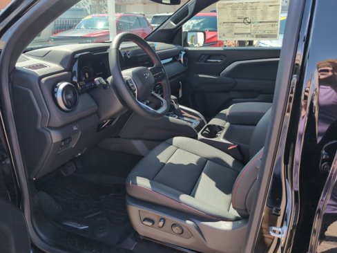 New 2025 Chevrolet Colorado Z71 w/ Technology Package image 10