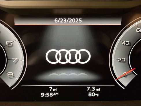 New 2025 Audi Q8 Premium Plus image 11