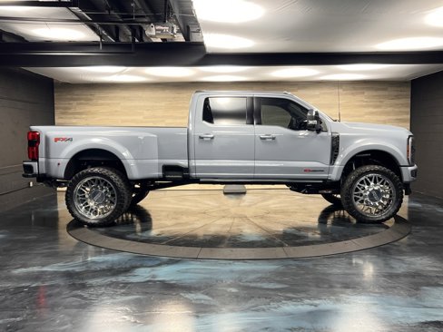 Used 2024 Ford F450 Limited w/ FX4 Off-Road Package image 21