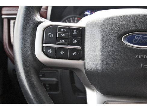 Used 2024 Ford Expedition Limited image 15